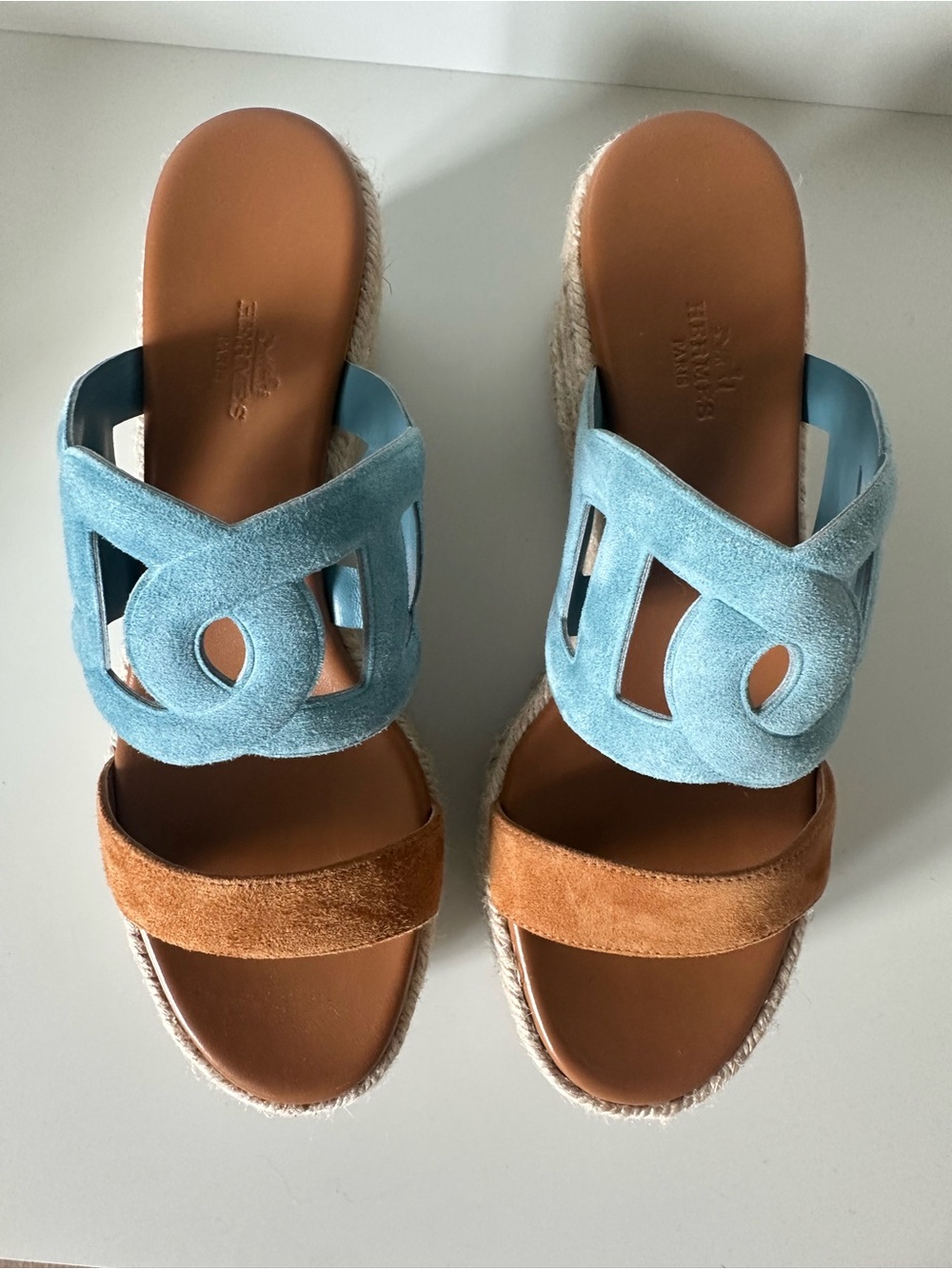 Hermes Ithea 30 espadrilles in Light Blue and Tan
